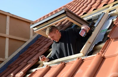 Pose de fenêtres de toit Velux à Rochetoirin